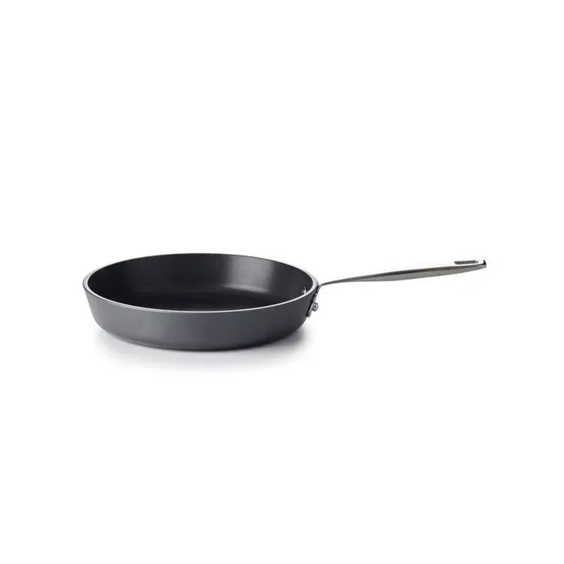 MAESTRO Poêle fonte aluminium revêtu BEKA D24
