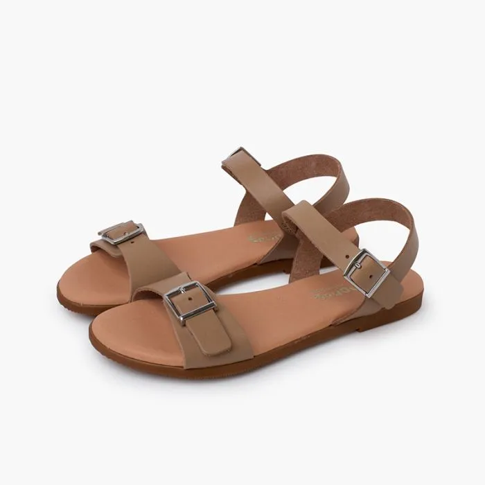 Sandales large boucle sur le cou-de-pied